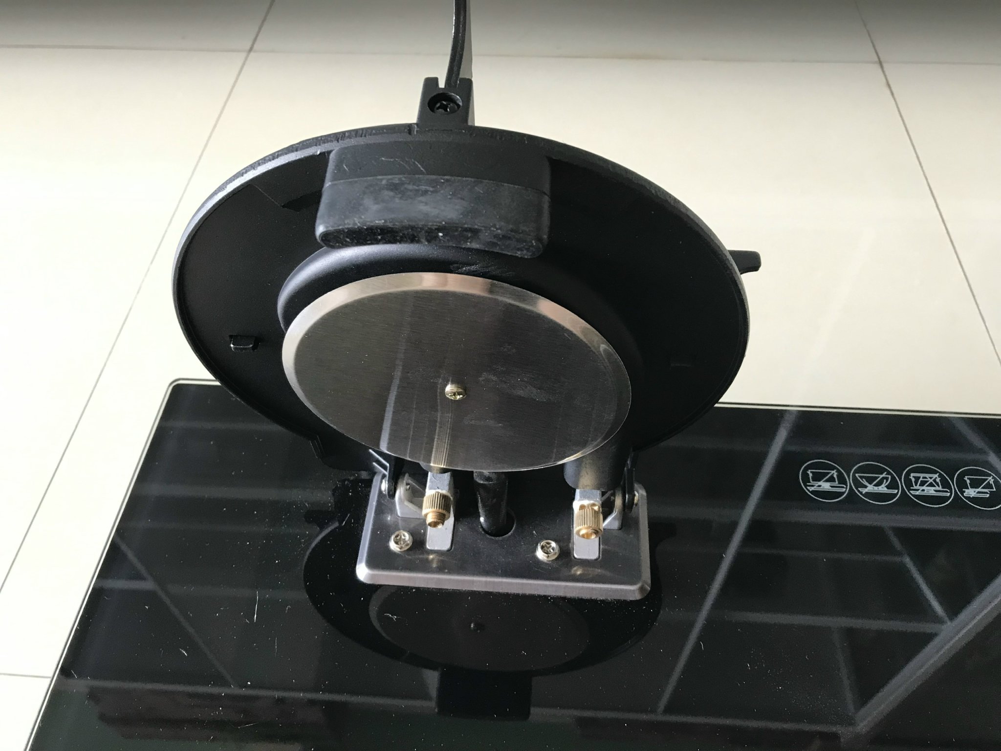 Bếp âm lật hẹn giờ tắt bếp IV-808