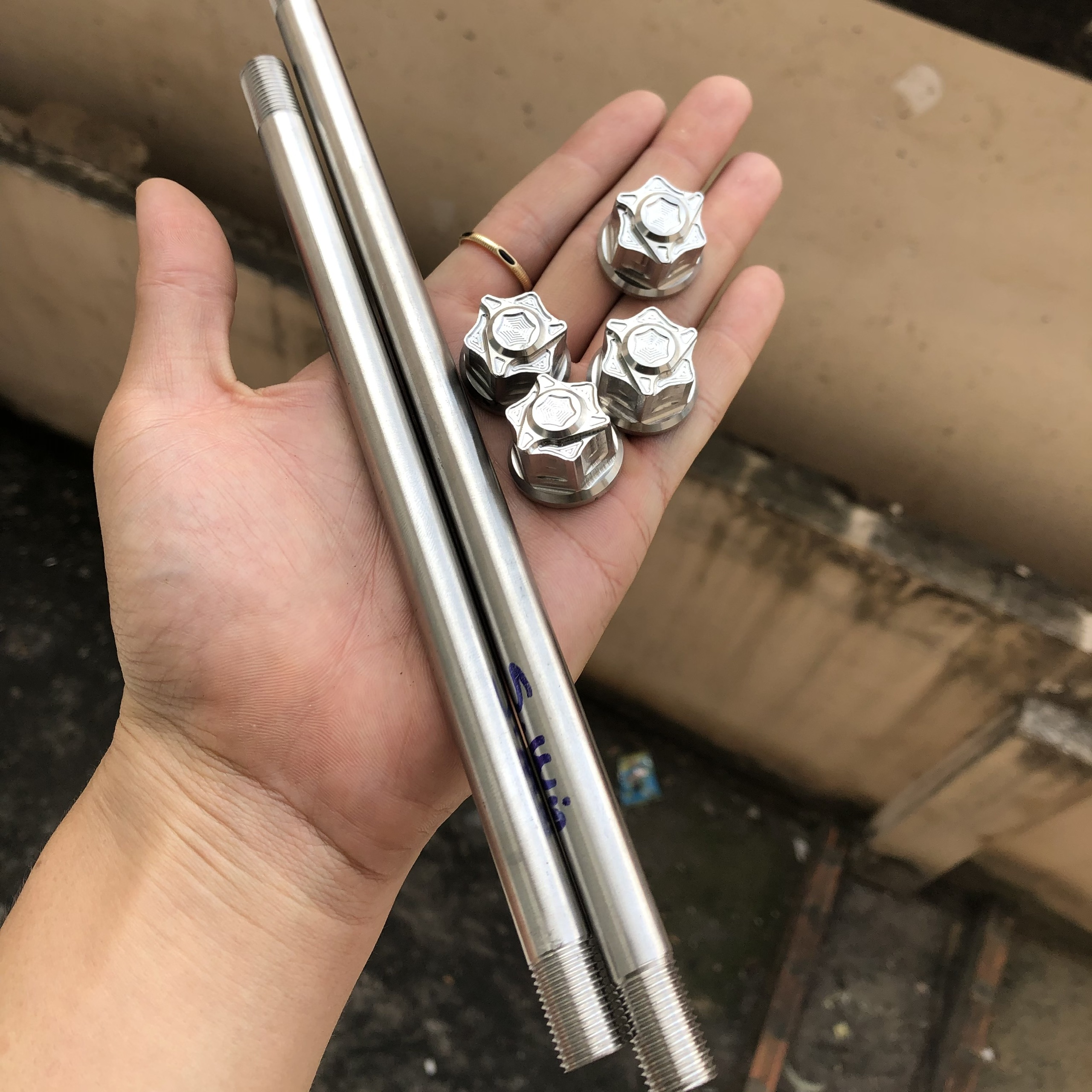 [HCM]Combo cốt + tán bít đầu 3 đao - [hỗ trợ ship + giảm giá] dành cho xe Honda