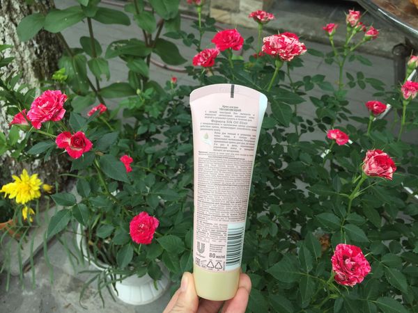 Kem dưỡng da tay Nga tinh chất Olive 80 ml
