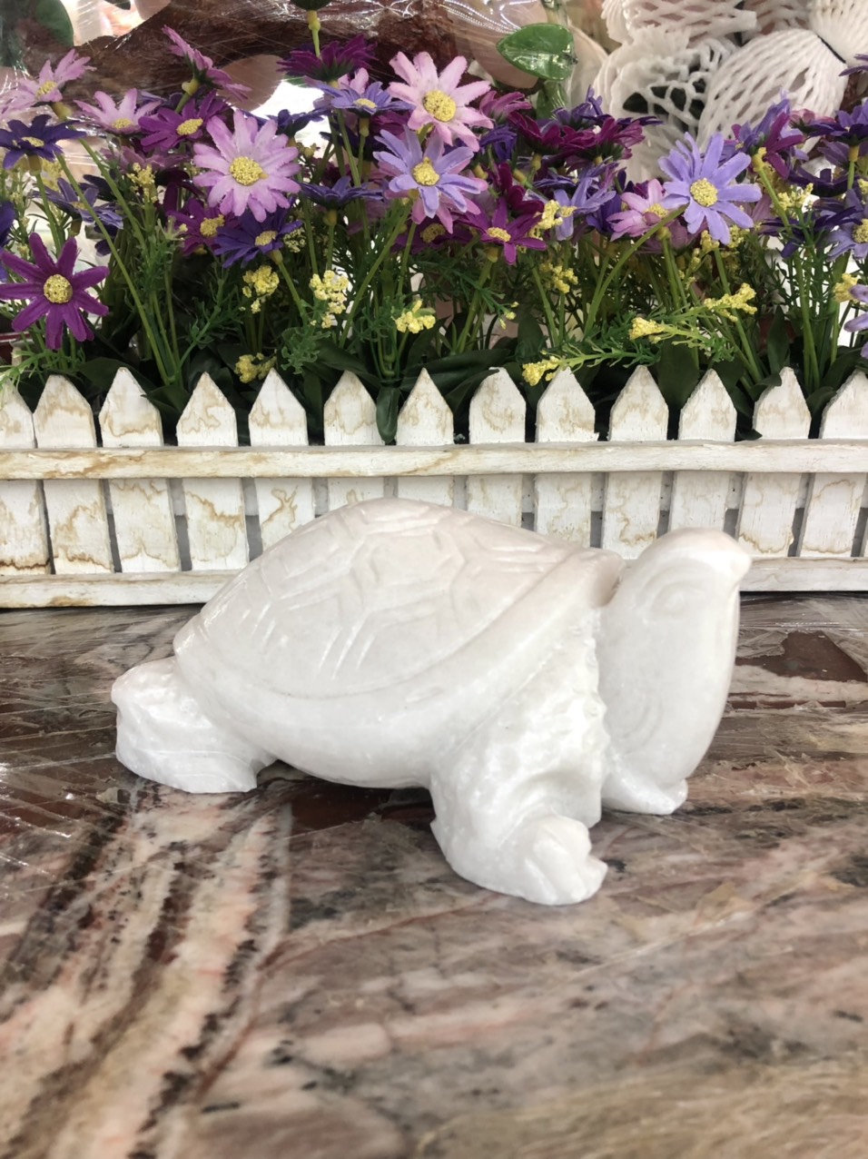 Tượng con rùa phong thủy đá cẩm thạch trắng để bàn làm việc - Dài 15 cm