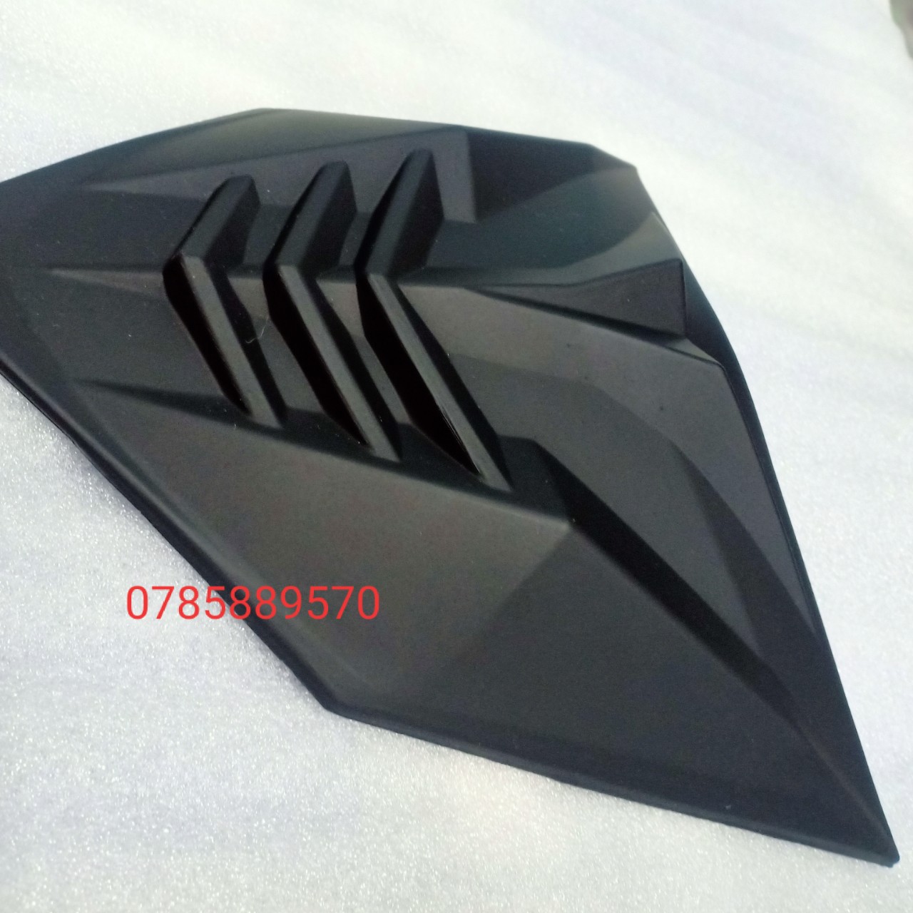 ỐP MẶT NẠ (CHỈ MŨI TRÊN) WINNER X đen nhám