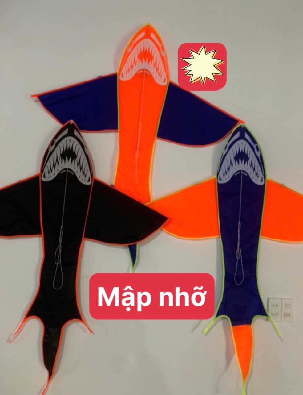 Diều cá mập đẹp tặng kèm 50m dây dù