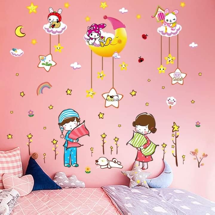 DECAL DÁN TƯỜNG THỎ YÊU TRĂNG VÀ BÉ ÔM GỐI
