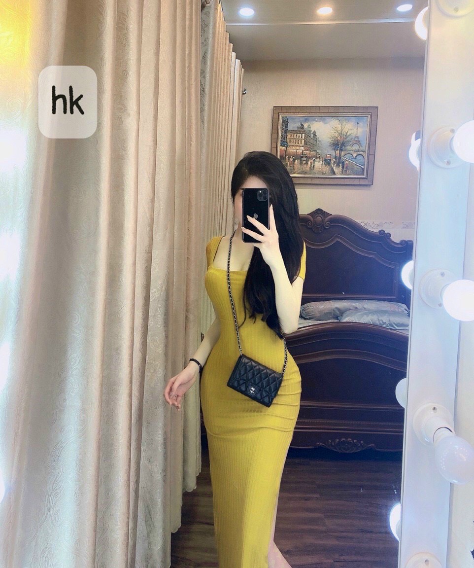 Đầm Body Cổ Vuông Tay Ngắn Xẻ 1 Bên Đùi Chất Thun Gân Thích Hợp Mặc Đi Tiệc Đi Làm Đi Chơi