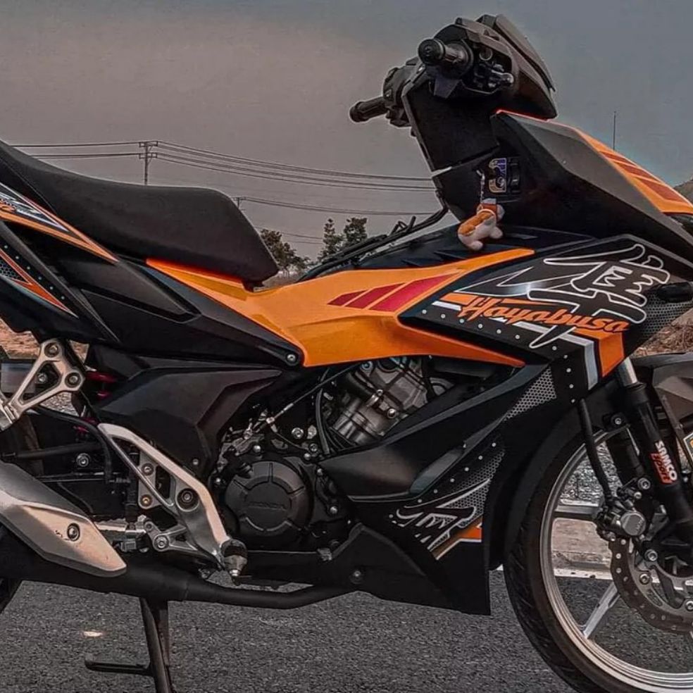 Tem xe WinnerX tem rời cam đen 3 lớp bóng