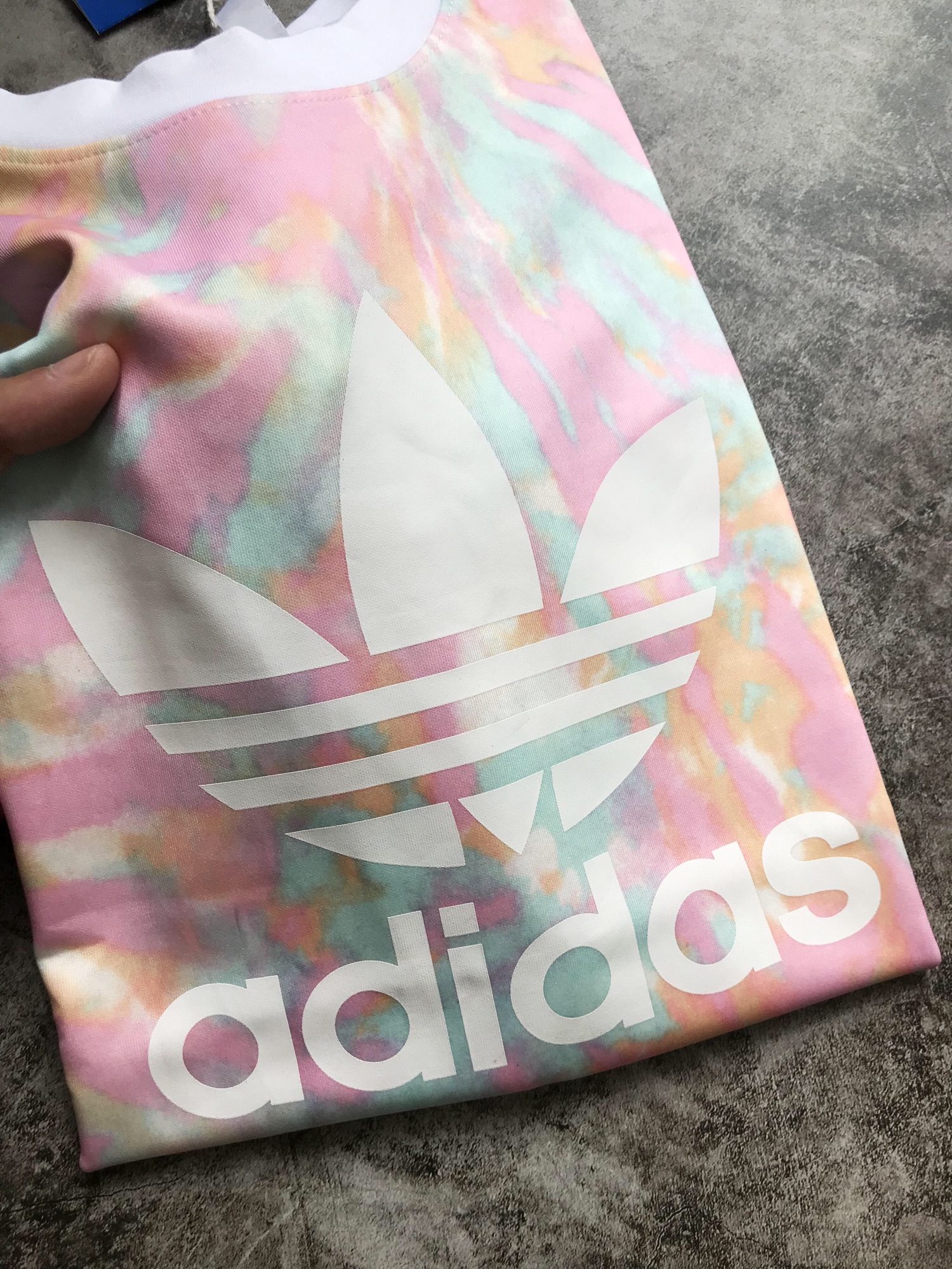 Đầm xuông adidas