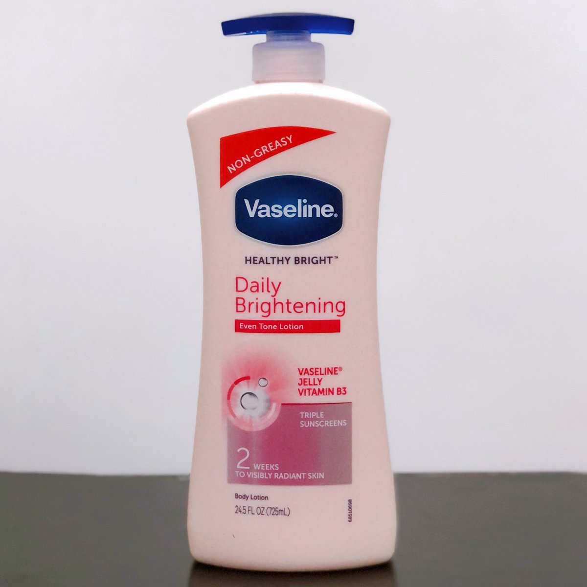 Sữa Dưỡng Thể Vaseline Body Lotion 725ml