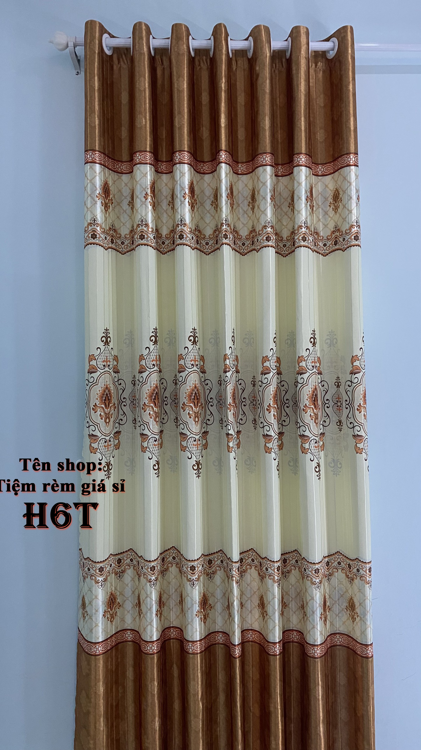 Màn cửa sổ hoặc cửa chính