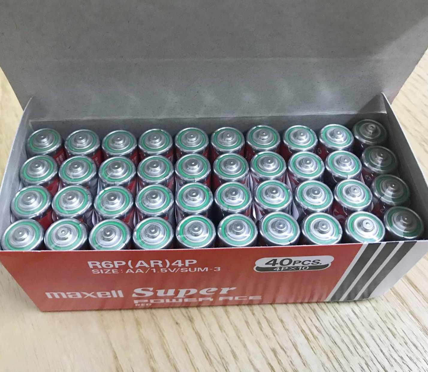Combo 4 Pin AA MAXELL Đỏ Hàng chính hãng
