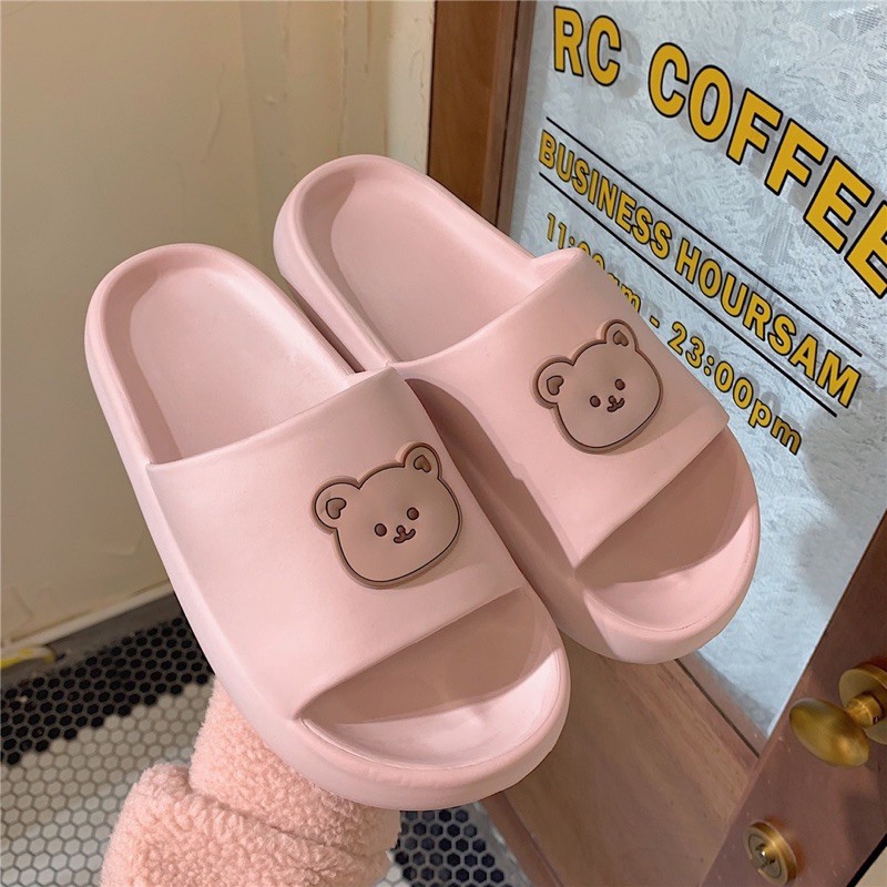 Dép đế bánh mì hình gấu sieu cute