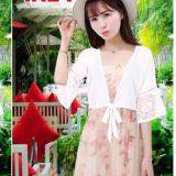 Aó khoác chifon cột eo phối tay ren