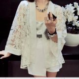 Aó khoác kimono ren trắng