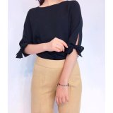 Aó kiểu đen tay nơ