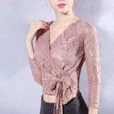 Aó ren eo đính nơ tay lỡ ( hồng)