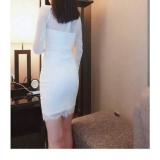 Đầm body tay dài ren cúp ngực