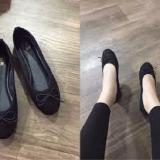 Giày bệt da lộn đính nơ xinh xắn