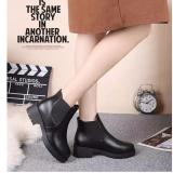 Gi&agrave;y Boot Nữ Kiểu H&agrave;n Quốc DOHA Shop SD59V668B Black
