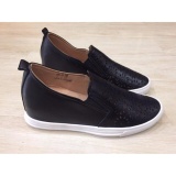 Giày Slip on lazer cut đế độn 4 phân VAGABOND (Đen mờ)