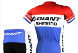 Quần Áo Thể Thao Giant