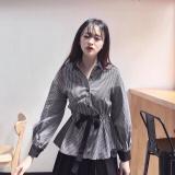 Set áo sơmi cột nơ caro và quần váy