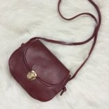 Túi đeo chéo quả bầu mini (Màu Nâu Đỏ)