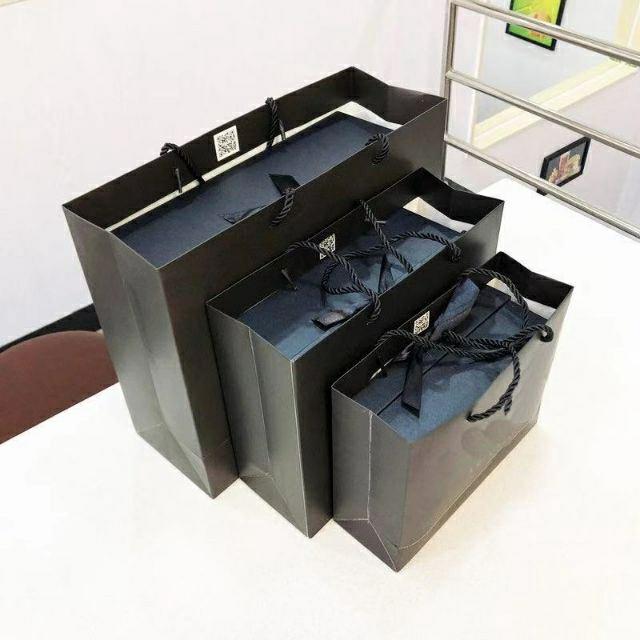 K050 Charles And Keith Hộp Giấy