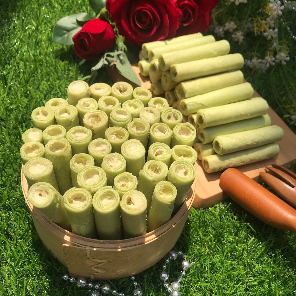 Bánh ống dứa nhân đậu xanh 400g/800g- đồ ăn vặt
