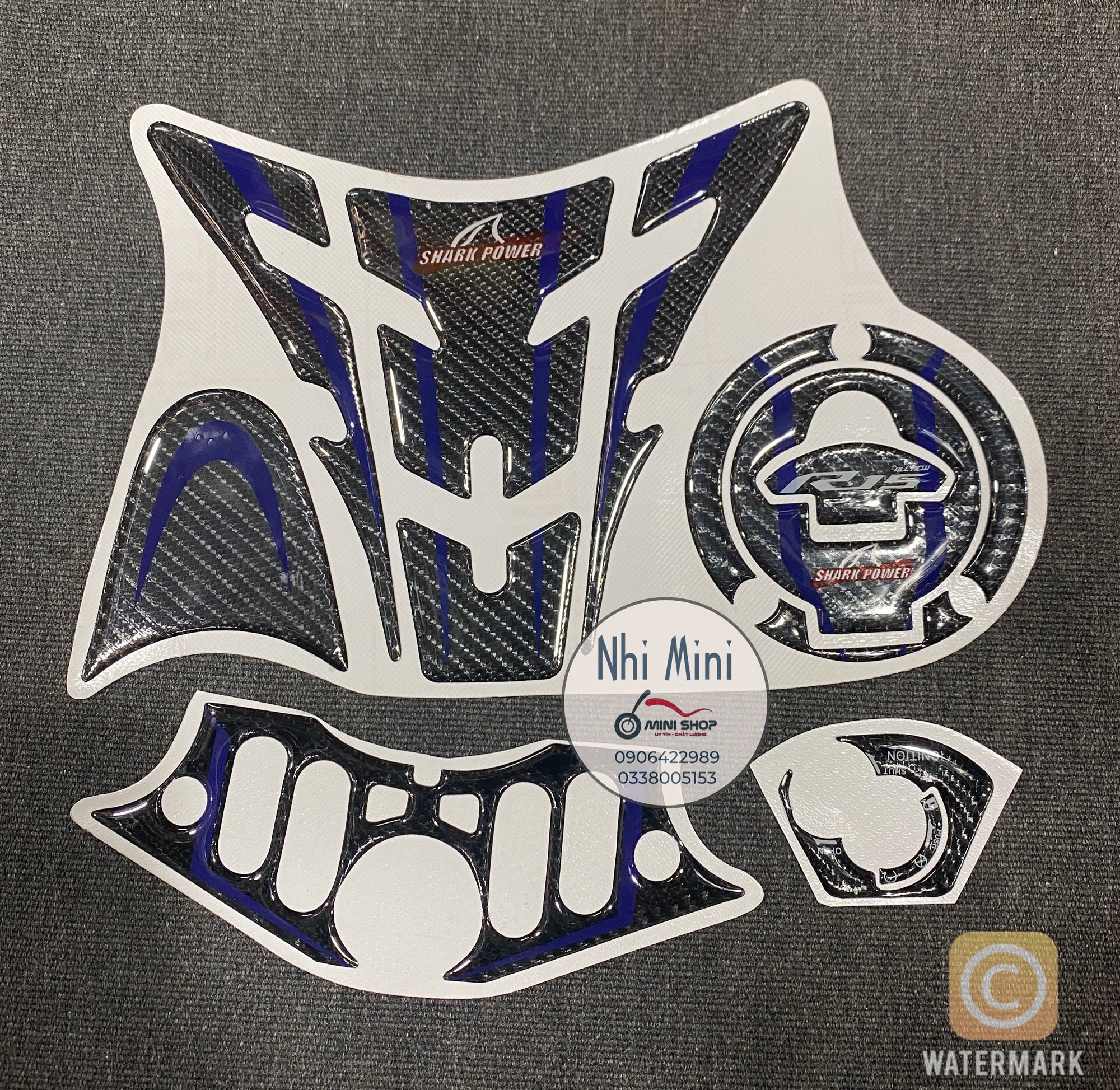 TEM NỔI DÁN THÙNG XĂNG R15 MÀU ĐỎ
