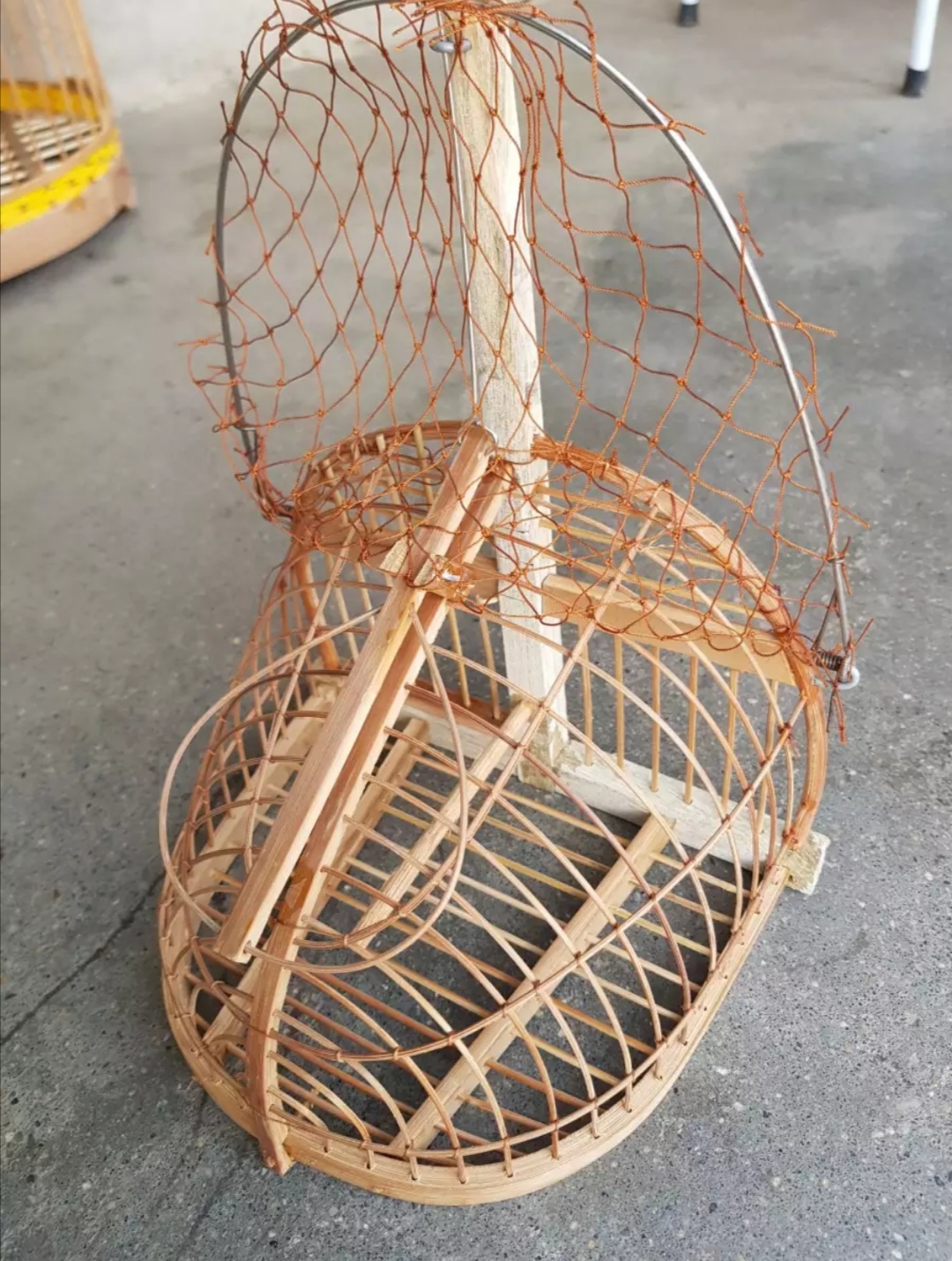 Lồng bẫy chim khuyên siêu nhạy. Khung gỗ nan tre già.