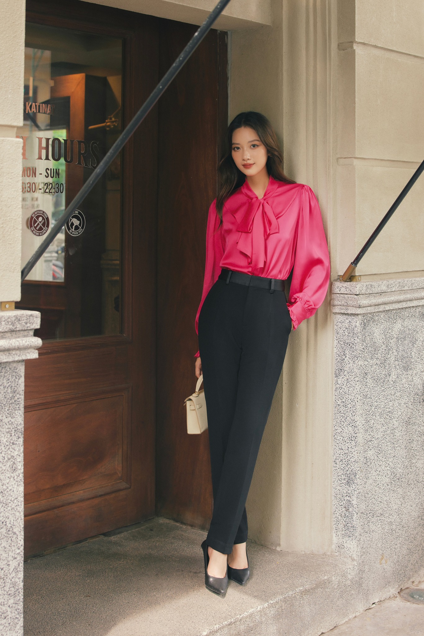 Áo sơ mi lụa cổ bèo buộc nơ HUONG BOUTIQUE BSSM22