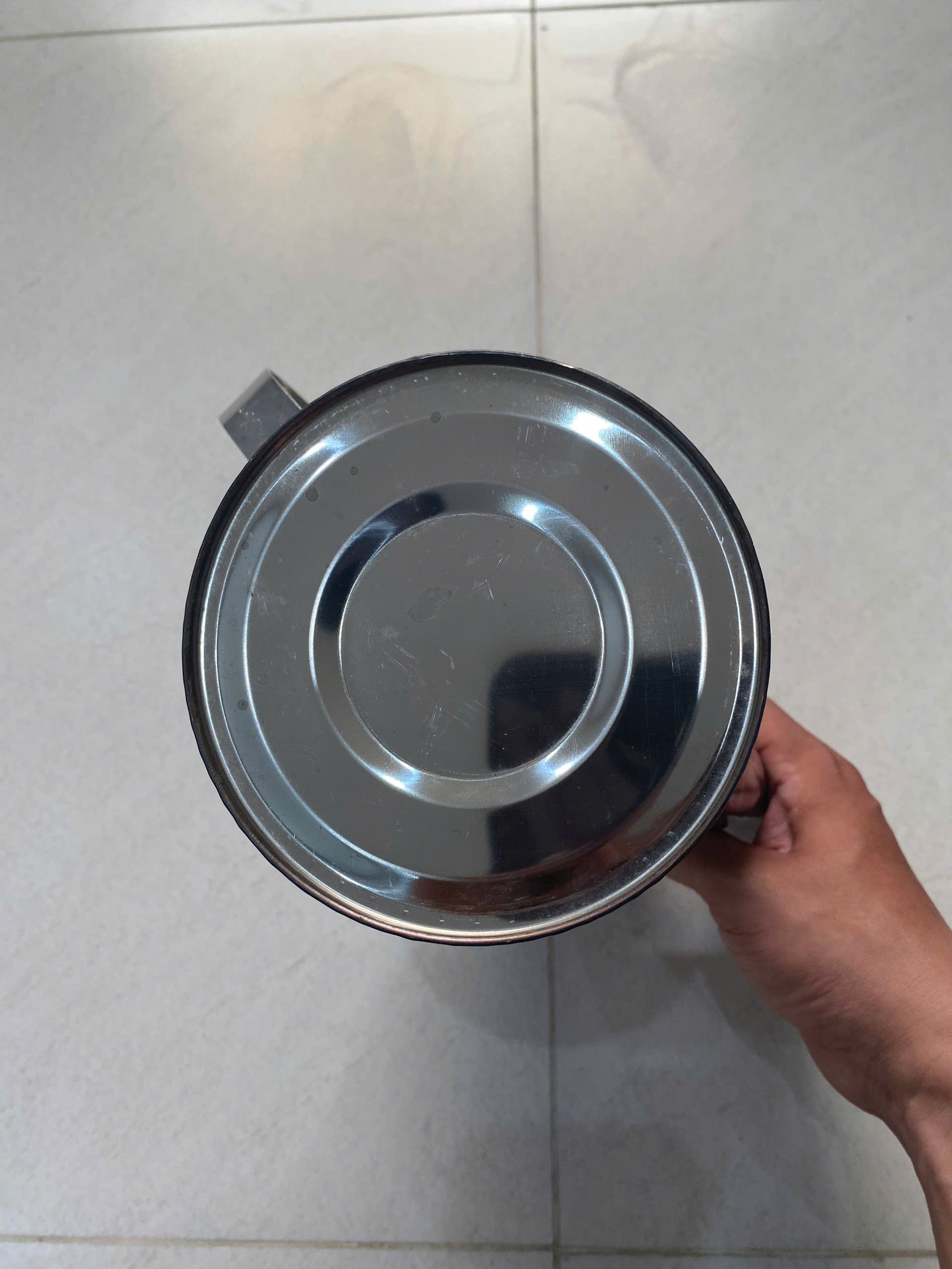 [HCM]Bình INOX Có Vòi Rót Ấm Đựng Trà Cà Phê 1L5-2L