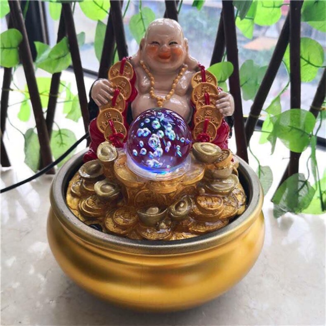 Thác nước phong thuỷ Di lặc