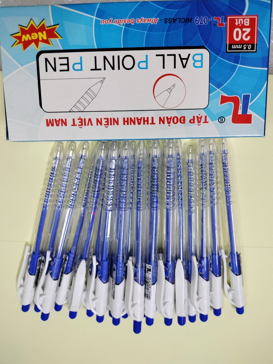 Bút Bi xanh TL-079 (Hộp 20 Chiếc)