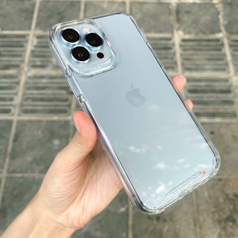 Ốp lưng Kính Gear4 trong suốt iPhone 13, 13 Pro, 13 Pro Max chống sốc khoe vẻ đẹp sang trọng của máy Full Box