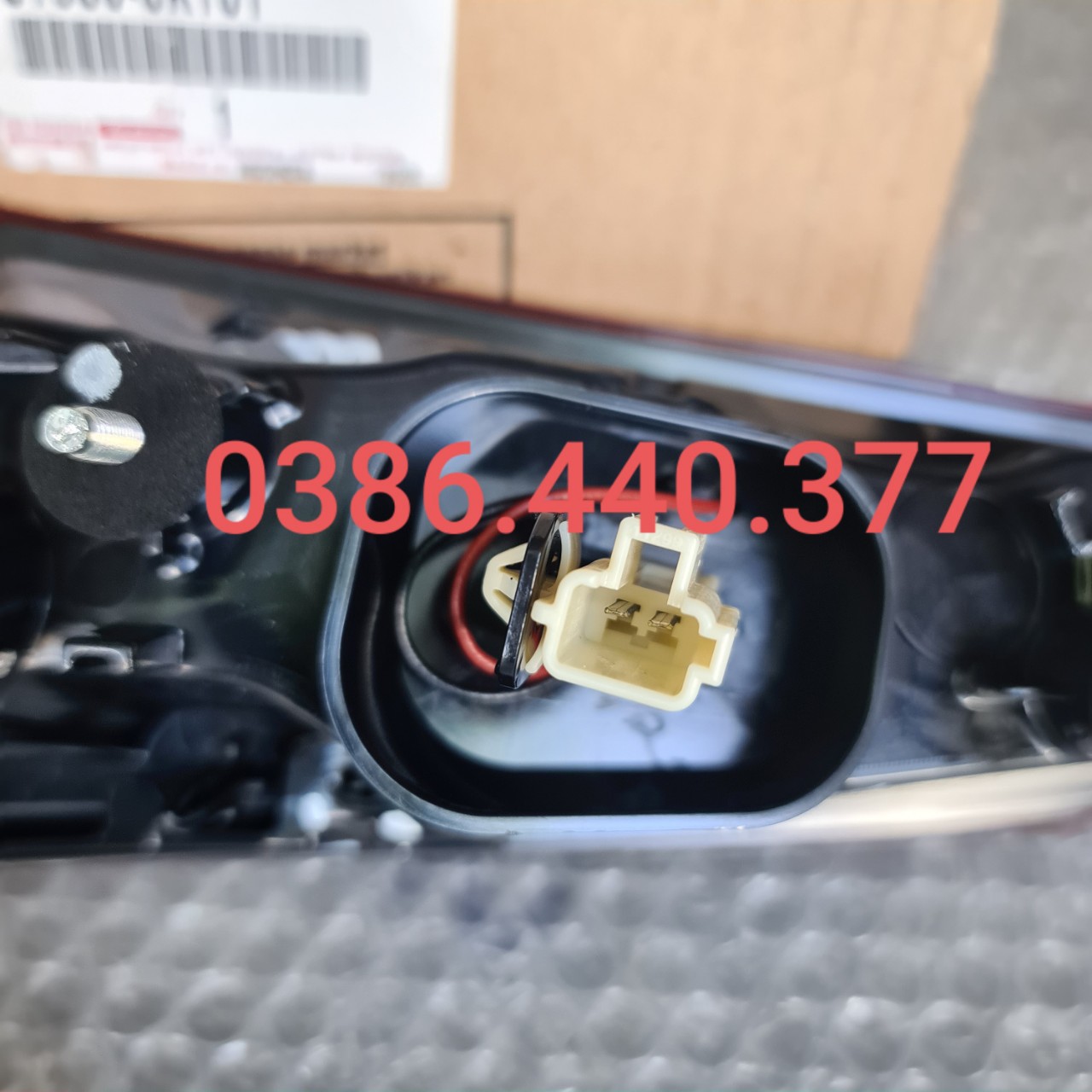 Đèn hậu Fortuner 16-20 (Miếng Trong, Giá 1 Chiếc) Xịn