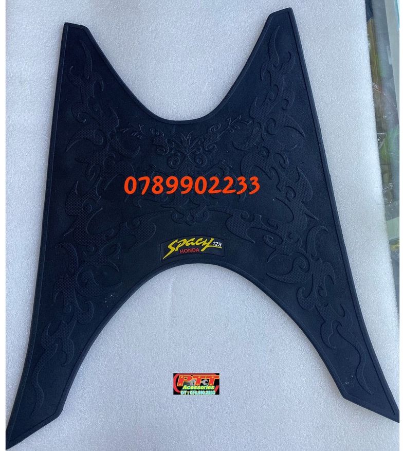 Thảm cao su lót chân xe spacy 125