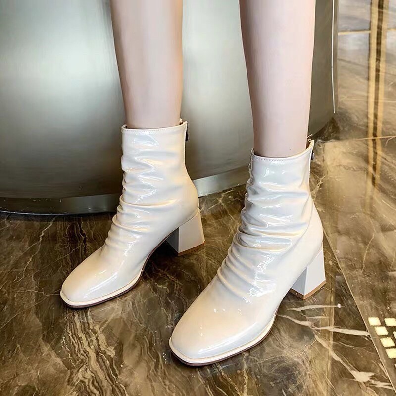 Boots nhăn đế trụ da bóng thời trang nữ