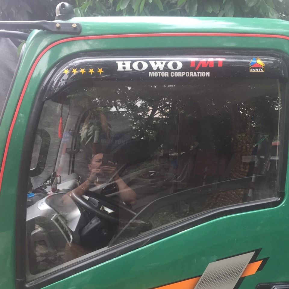 ve che mưa howo tmt