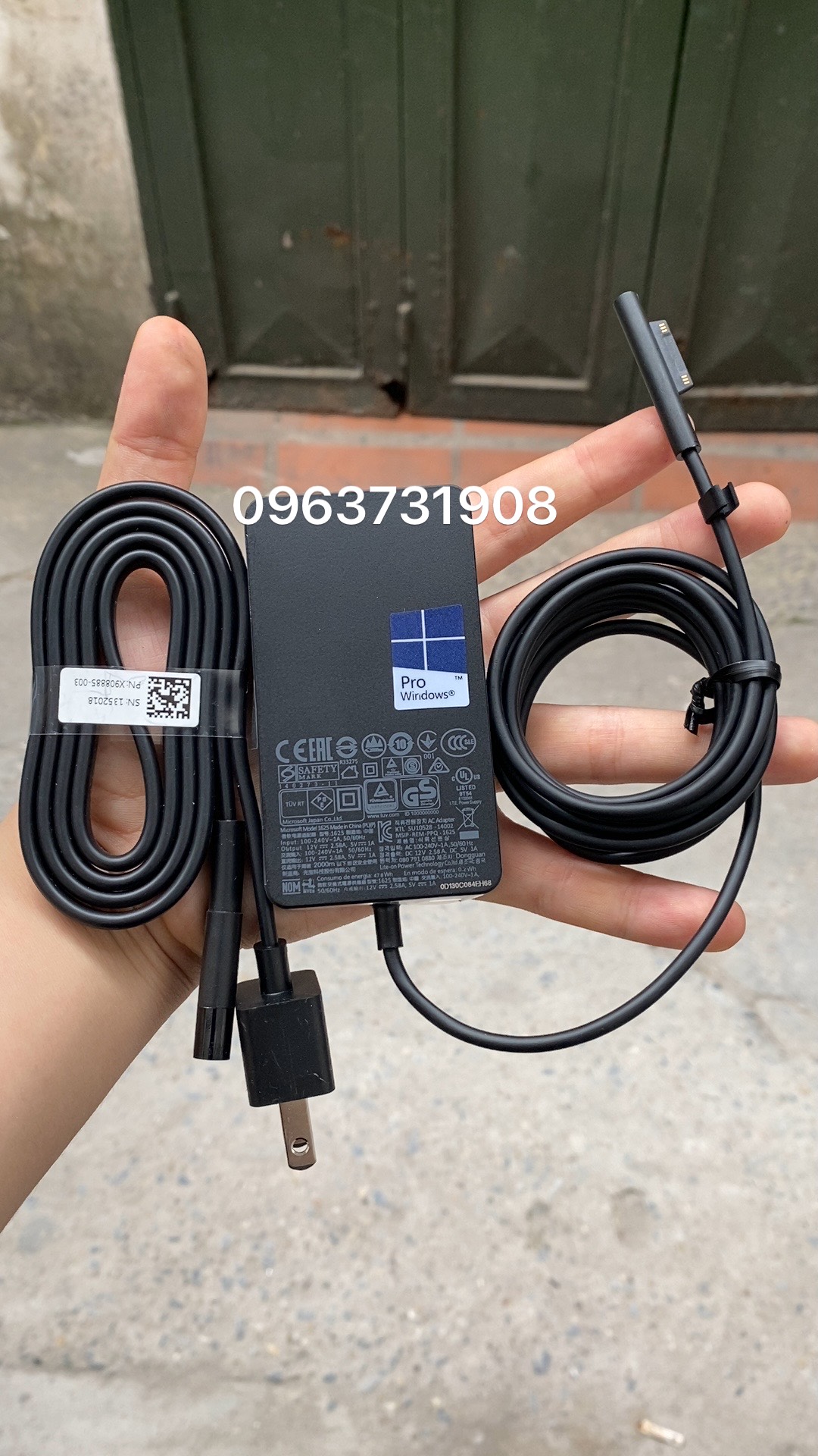 Bộ sạc Microsoft Surface Pro 3 bản gốc theo máy