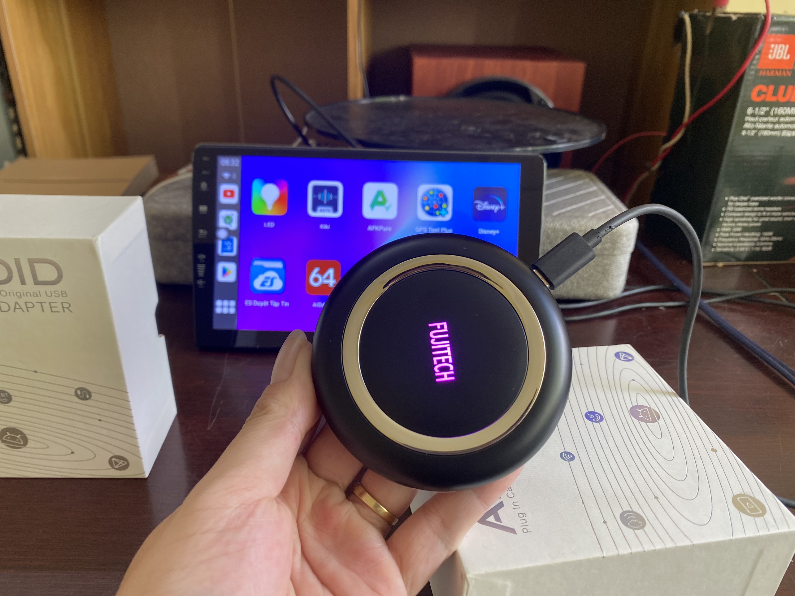 Bộ carplay android box fujitech - biến màn hình zin thành màn android - ram 8g-rom 128g cắm sim 4g -tặng vietmap s2