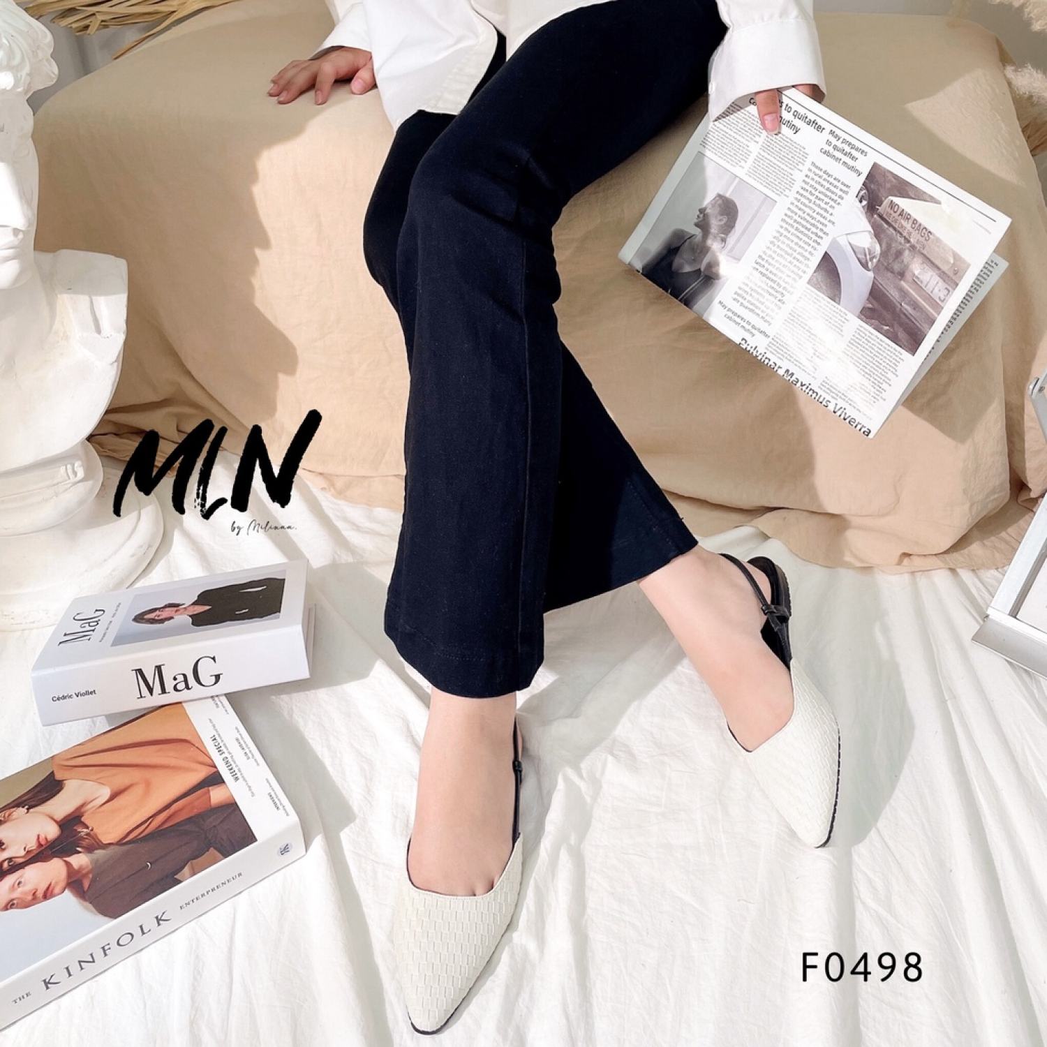 Giày sandal nữ slingback đế bệt bít mũi liệu giả mât hậu hở gót gài f0498
