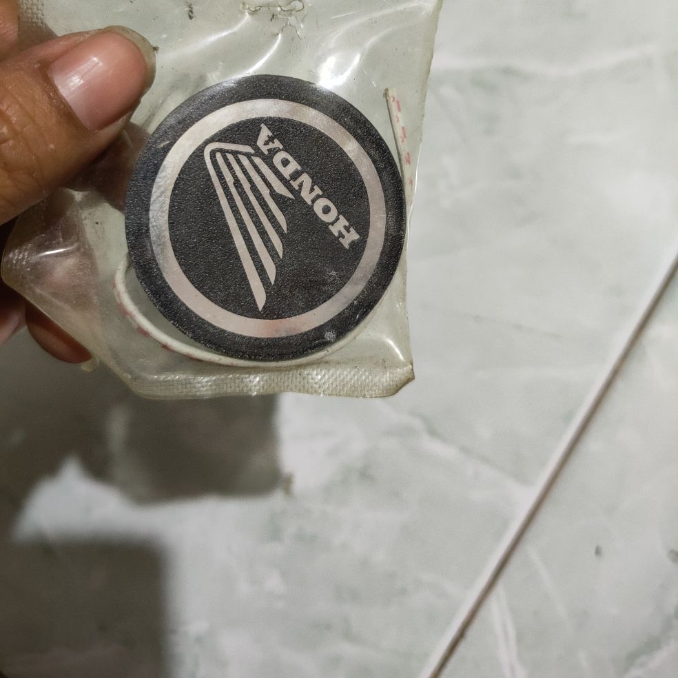Logo led Honda Yamaha bản lớn 4cm bên hong