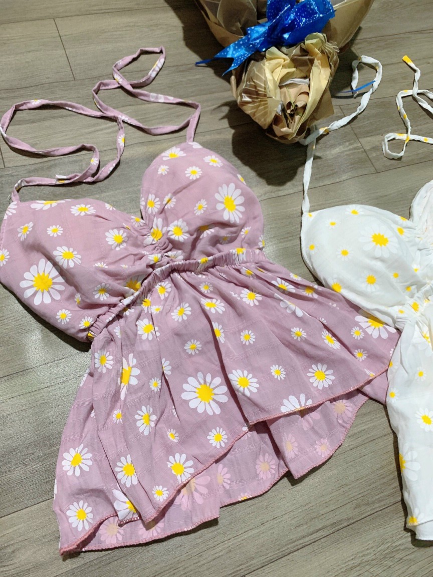 [HCM]Áo kiểu yếm hoa cúc cột dây hở lưng - UT26