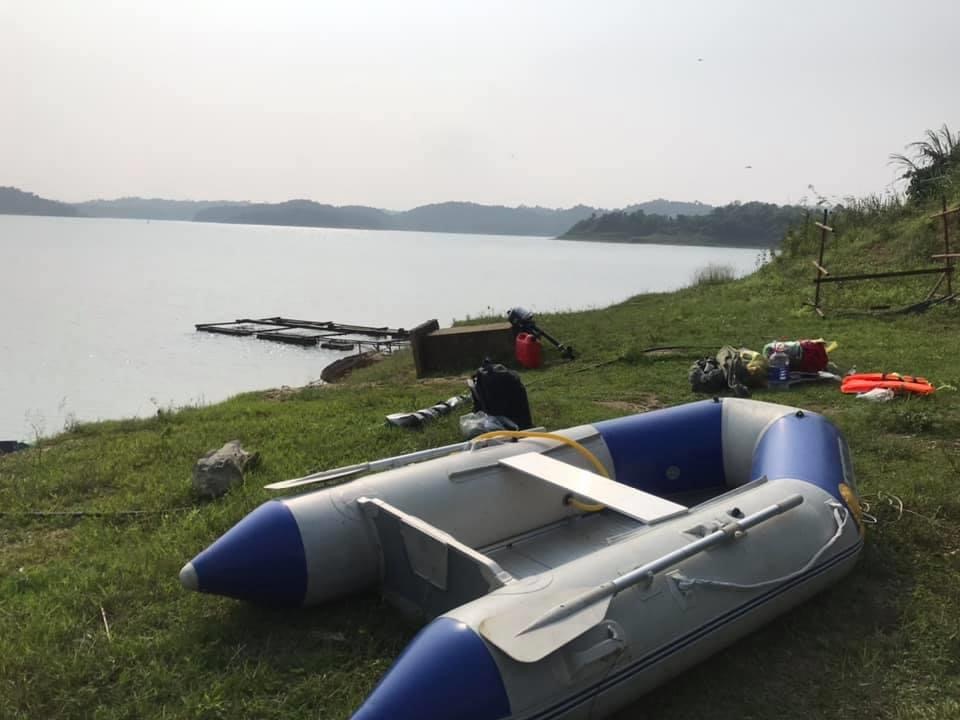 Thuyền hơi Tadpole MD270
