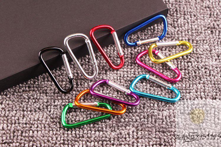 Móc Khóa  Chữ D ( bộ 3 móc)