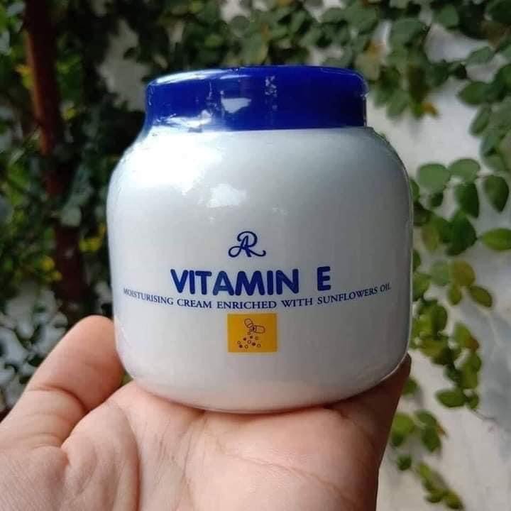 Vitamin E Aron Thái Lan & Kem Dưỡng Ẩm Body Thái Lan