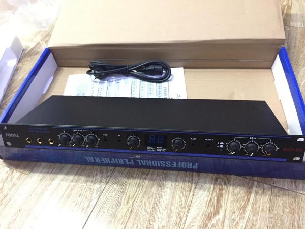 Vang Cơ karaoke Yamaha DSP 100 - vang cơ 100