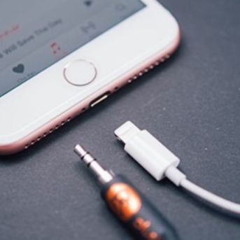 Cáp Sạc iPhone/iPad cổng USB - Lightning thịnh hành