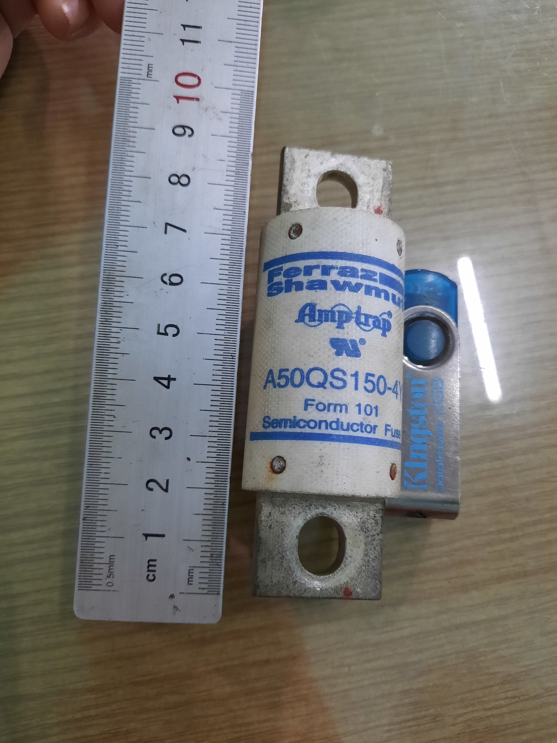 Cầu Chì 150A A50QS150-4Y-Hàng Bãi