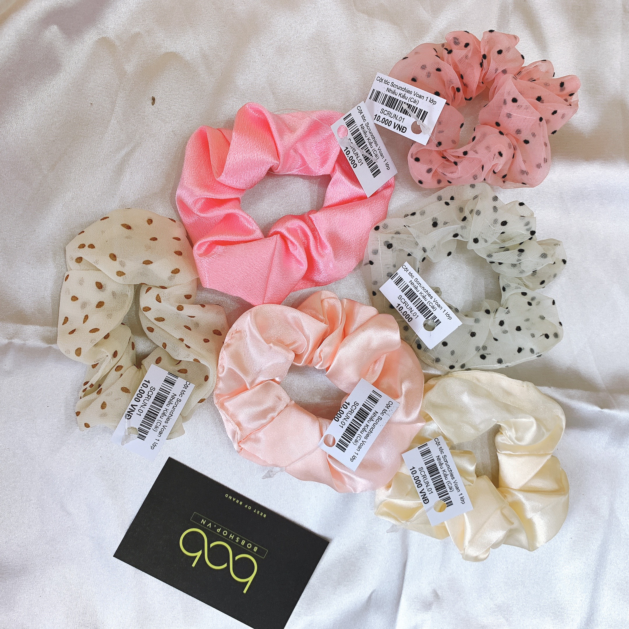 [HCM][NGẪU NHIÊN 10K] Dây buộc tóc cột tóc scrunchies ngẫu nhiên 10K